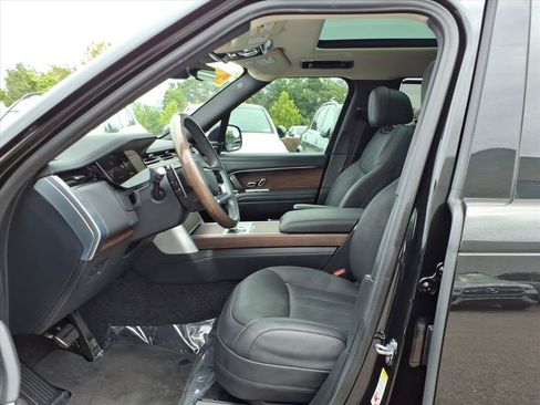 Used 2024 Land Rover Range Rover Long Wheelbase SE AWD/4WD image 11