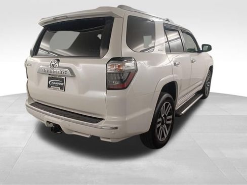 Used 2019 Toyota 4Runner Limited AWD/4WD image 7