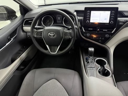 Used 2023 Toyota Camry LE FWD image 31