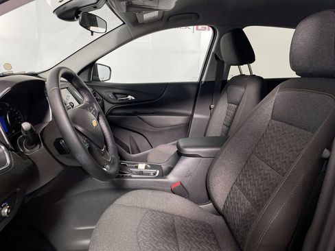 Used 2024 Chevrolet Equinox LT w/ LPO, Floor Liner Package FWD image 11