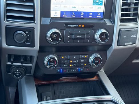 Used 2021 Ford F350 King Ranch w/ King Ranch Ultimate Package AWD/4WD image 20