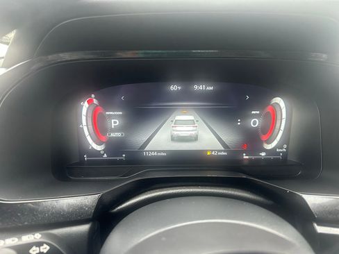 Used 2025 Nissan Pathfinder Platinum w/ Cargo Package image 7