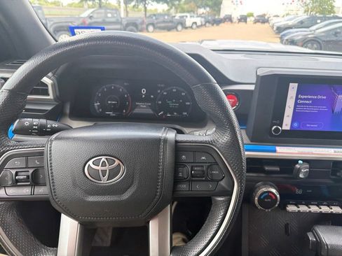 Used 2024 Toyota Tacoma TRD Sport RWD image 4