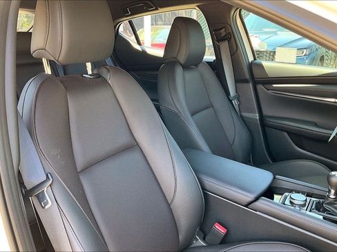 New 2026 MAZDA MAZDA3 2.5 S Hatchback w/ Premium Pkg FWD image 6