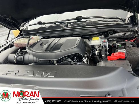 Used 2025 RAM 1500 Laramie AWD/4WD image 12
