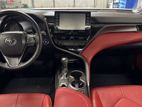 Used 2023 Toyota Camry XSE image 29