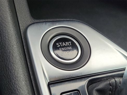 Used 2024 Nissan Sentra SV image 8