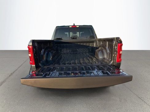 New 2026 RAM 1500 Big Horn AWD/4WD image 12