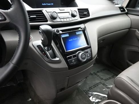 Used 2016 Honda Odyssey EX-L image 17