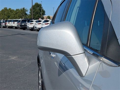 Used 2020 Buick Encore Preferred w/ Safety Package image 12