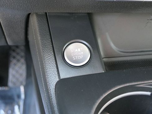 Used 2017 Audi A4 2.0T Premium w/ Convenience Package image 24