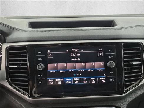 Used 2022 Volkswagen Atlas SE FWD image 18