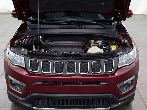 Used 2021 Jeep Compass Latitude w/ Convenience Group AWD/4WD image 3
