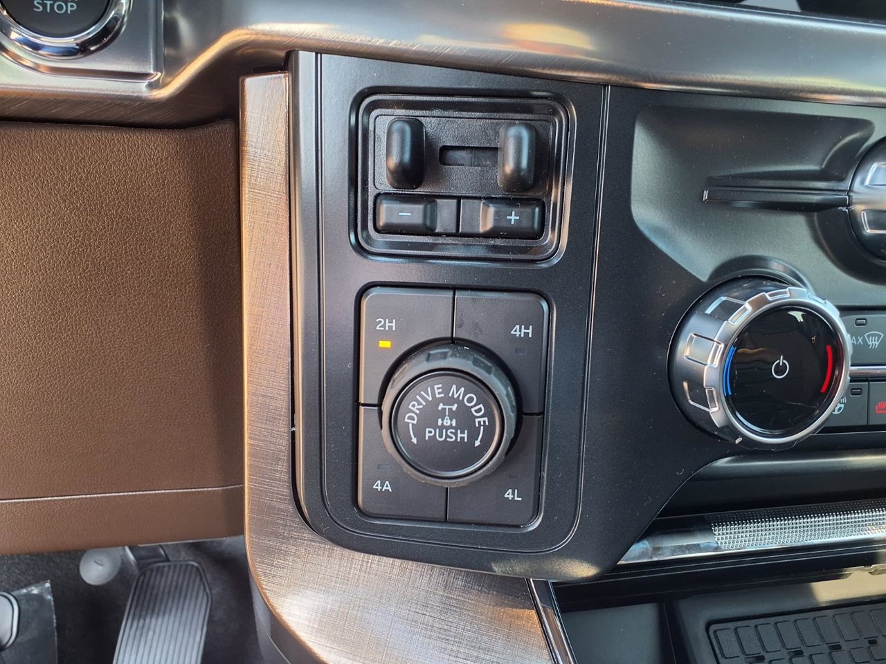 New 2026 Ford F150 King Ranch w/ Equipment Group 601A High AWD/4WD image 13