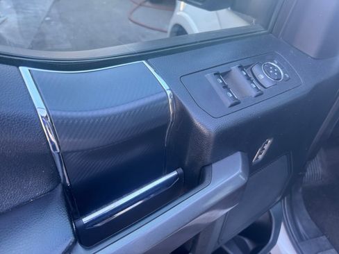 Used 2020 Ford F150 XLT w/ Equipment Group 302A Luxury image 11