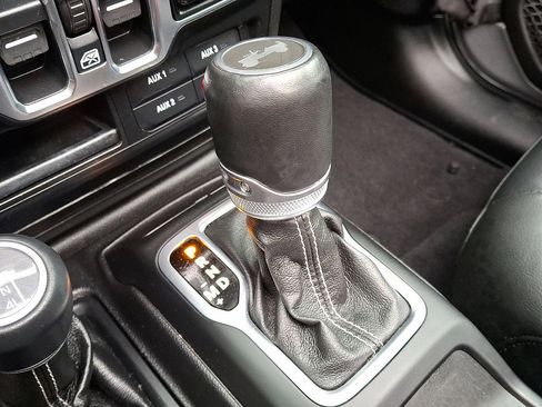 Certified 2021 Jeep Wrangler Unlimited Sahara image 12