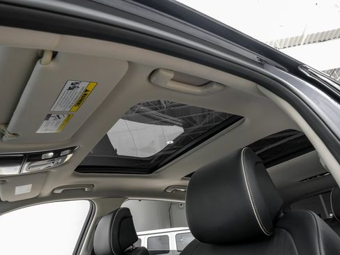 Used 2024 Genesis GV80 3.5T w/ Advanced Package image 8