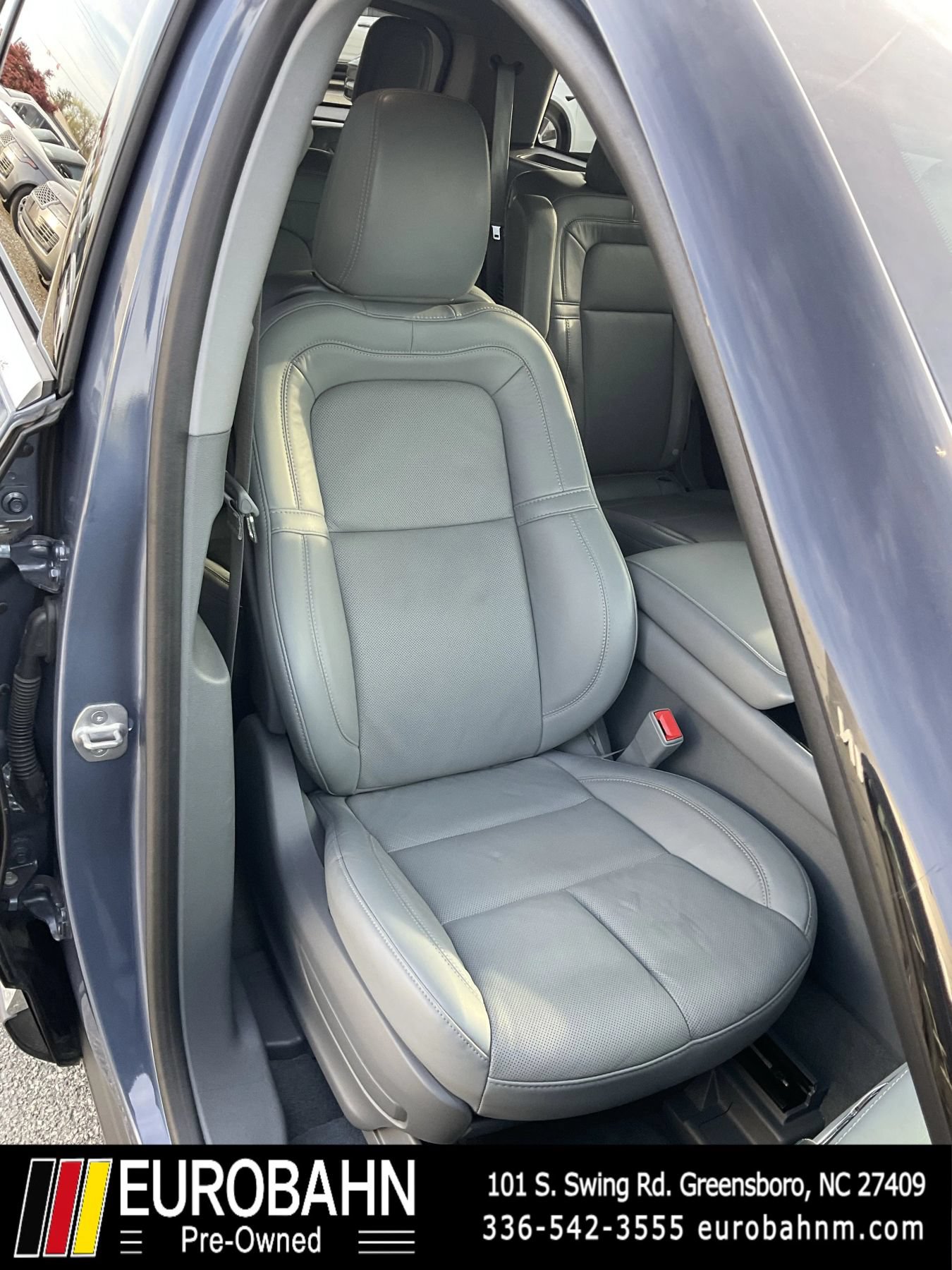 Used 2021 Lincoln Aviator Reserve w/ Elements Package Plus RWD image 17