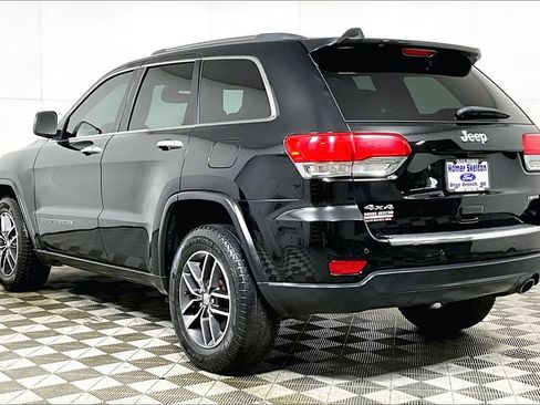Used 2018 Jeep Grand Cherokee Limited image 10