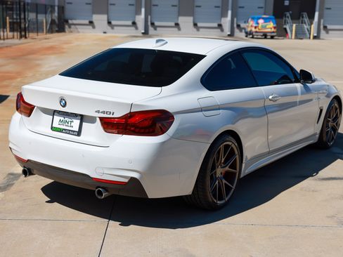 Used 2019 BMW 440i Coupe w/ M Sport Package image 16