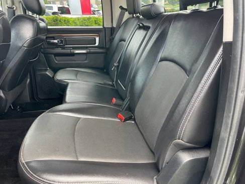 Used 2017 RAM 1500 Laramie AWD/4WD image 7