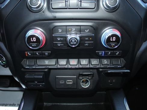 Used 2021 GMC Sierra 2500 AT4 AWD/4WD image 29