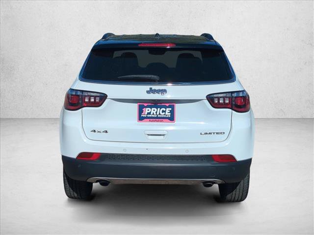 Used 2023 Jeep Compass Limited AWD/4WD image 7