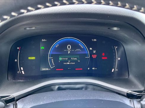 Used 2025 Toyota Camry SE image 22