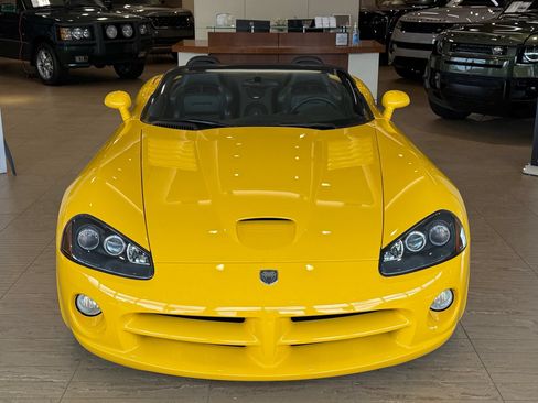 Used 2005 Dodge Viper SRT-10 RWD image 15