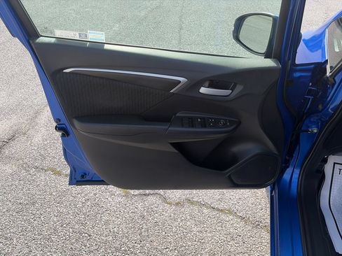 Used 2019 Honda Fit EX image 10