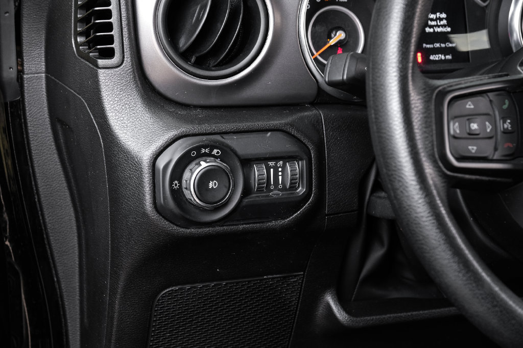 Used 2022 Jeep Wrangler Unlimited Sport AWD/4WD image 39