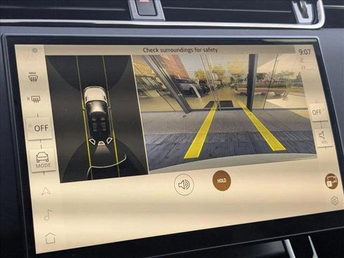 Used 2024 Land Rover Range Rover Evoque Dynamic SE image 13