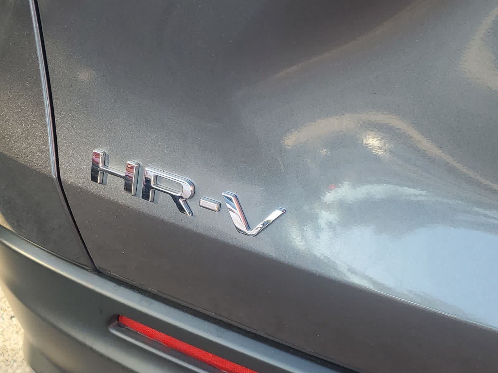 Used 2025 Honda HR-V LX image 10
