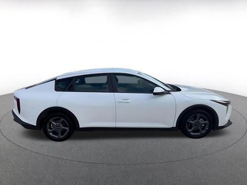 Used 2025 Kia K4 FWD image 14