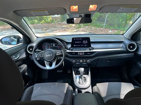 Used 2024 Kia Forte LXS FWD image 27