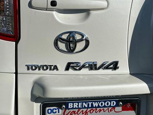 Used 2010 Toyota RAV4 Limited image 9