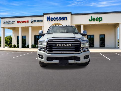 Used 2024 RAM 3500 Limited w/ Safety Group AWD/4WD image 2
