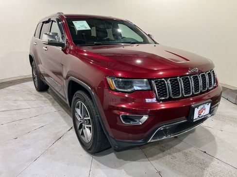 Used 2020 Jeep Grand Cherokee Limited w/ Premium Lighting Group image 2