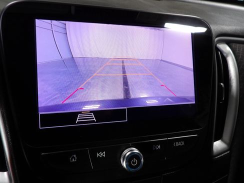 Used 2023 Chevrolet Malibu LT FWD image 13