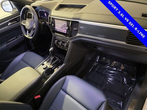 Used 2021 Volkswagen Atlas Cross Sport SEL R-Line image 35