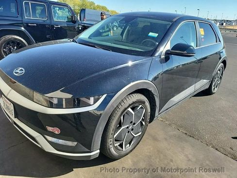 Used 2024 Hyundai Ioniq 5 SEL image 2