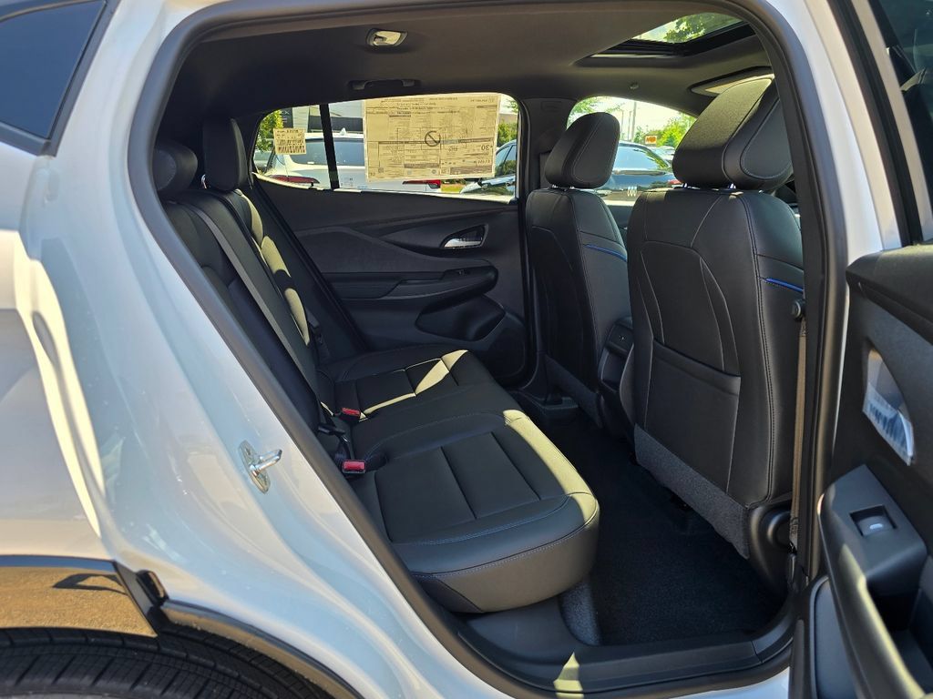 New 2026 Buick Envista Sport Touring w/ Convenience I Package FWD image 27