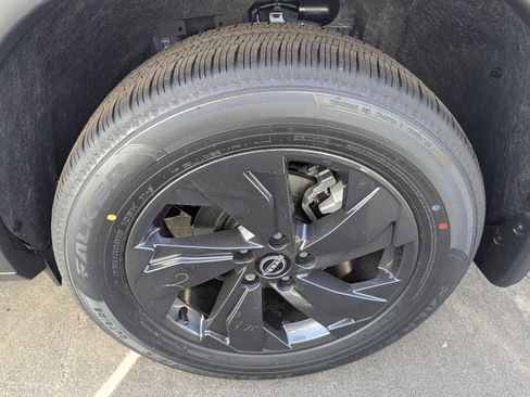 New 2026 Nissan Rogue SV image 7