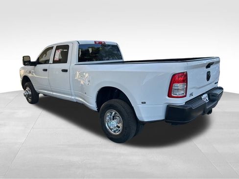 Used 2023 RAM 3500 Tradesman image 4