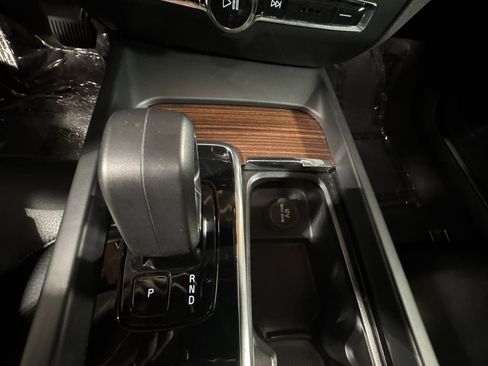 Used 2024 Volvo S60 B5 Plus image 27