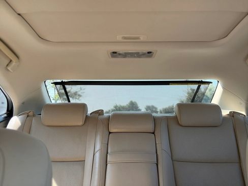Used 2015 Lexus ES 350 w/ Ultra Luxury Package FWD image 32