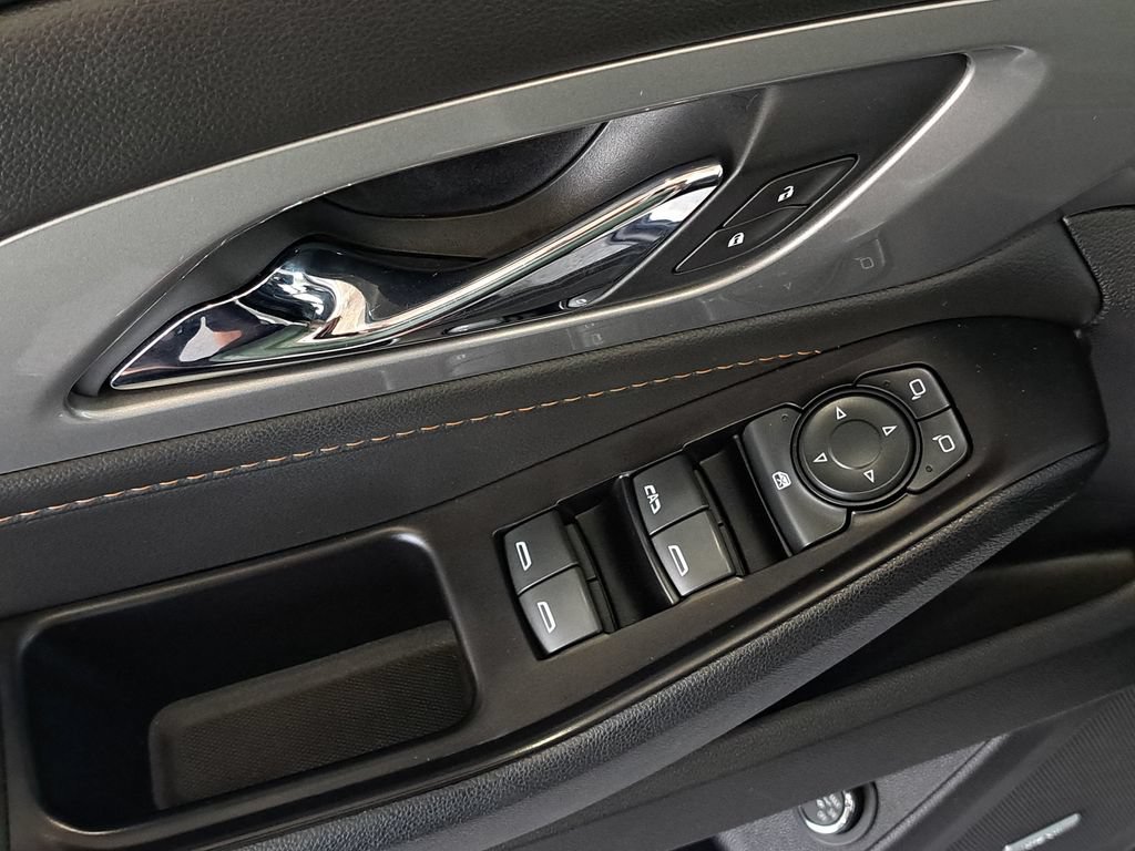 Used 2020 Chevrolet Traverse RS FWD image 19