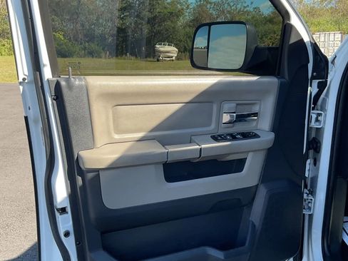 Used 2010 Dodge Ram 2500 Truck SLT image 17