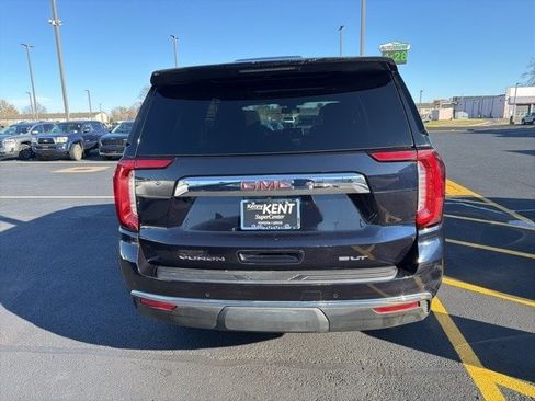 Used 2021 GMC Yukon SLT w/ SLT Premium Package image 13