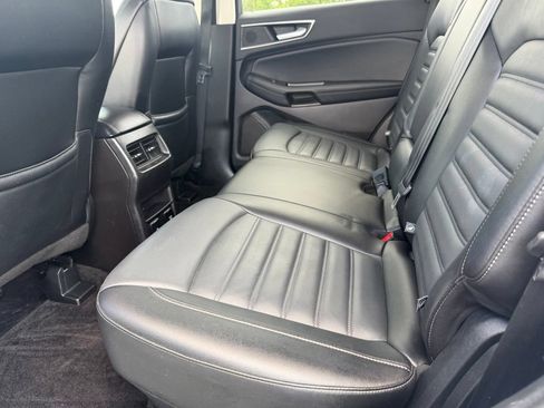 Used 2017 Ford Edge SEL w/ Equipment Group 201A AWD/4WD image 14